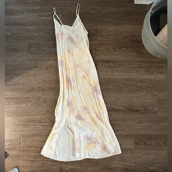 Tie Dye Maxi dress - Picture 2 of 3